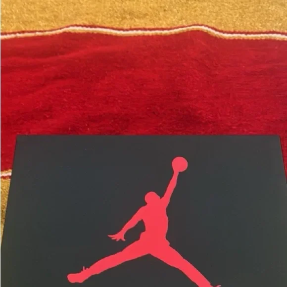 Jordan 3 Cements (used) 4Y